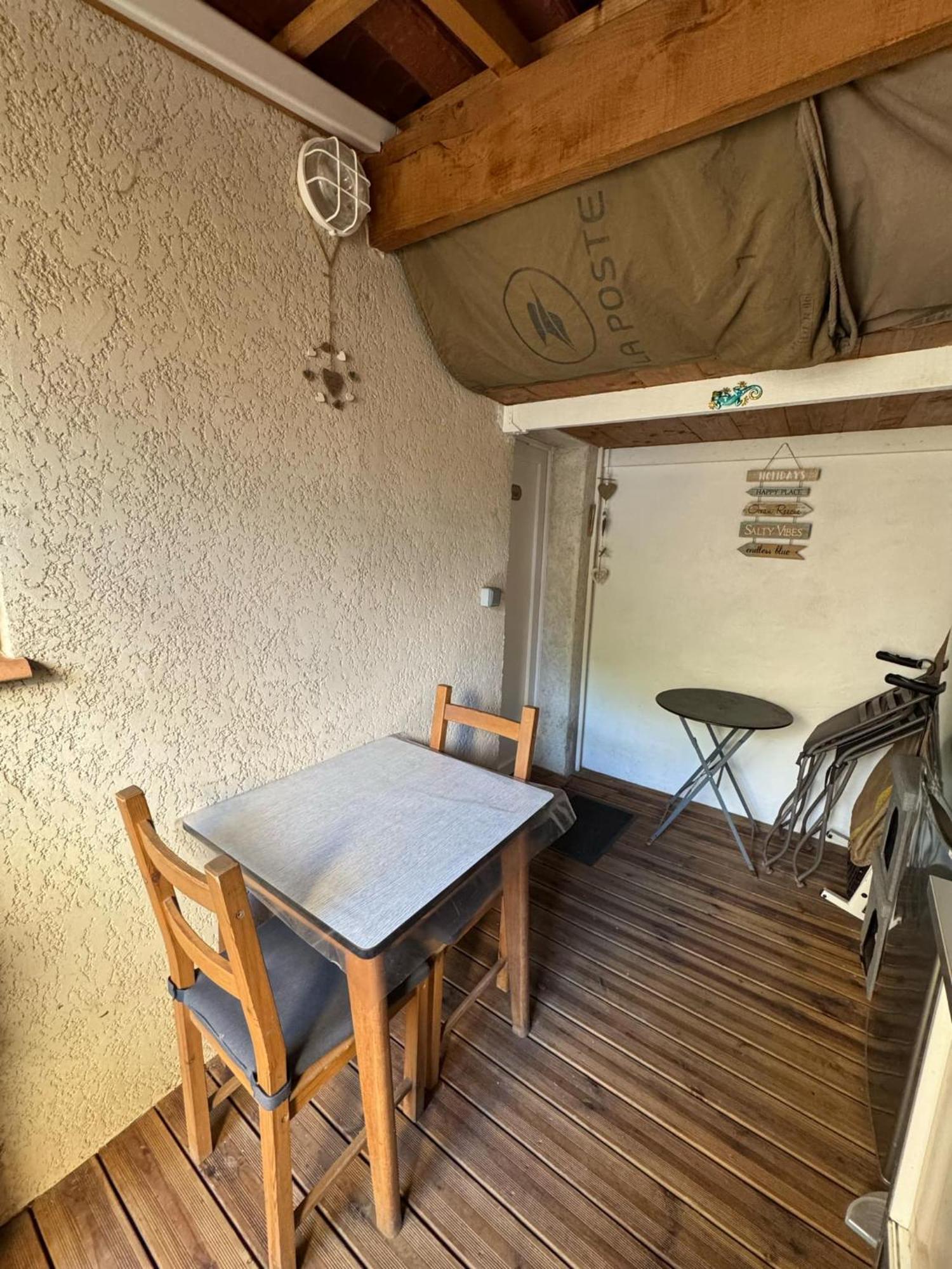 Chez Christian Et Valerie Apartment Rocbaron ภายนอก รูปภาพ
